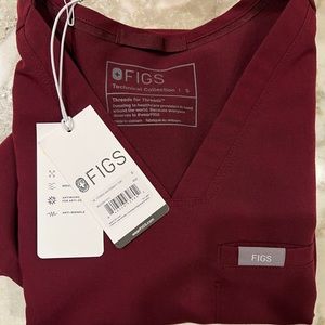 Figs Octavia maternity scrub top
